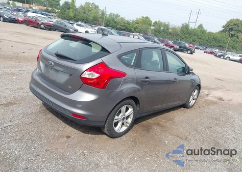 2014 Ford Focus Se z USA, uszkodzony, nr VIN 1FADP3K23EL461847